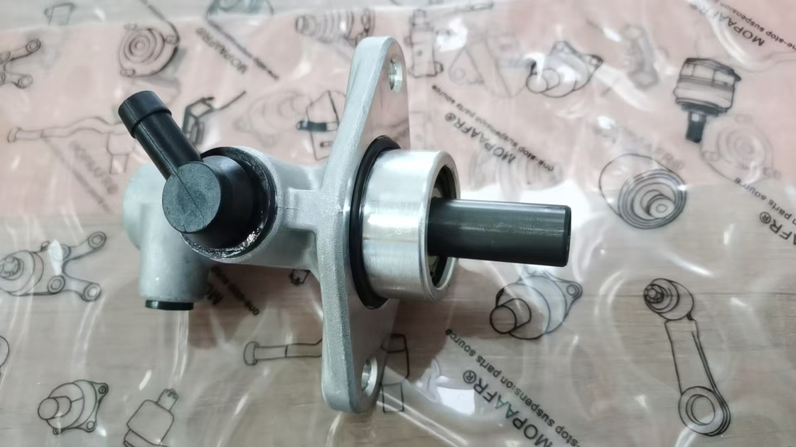 Hyundai H200 Clutch Master Cylinder 41650-5K000 for HD72 HD65 HD78