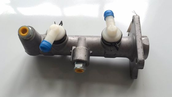 47201-36390 47201-36410 remmeestercilinder 47201-36390 Fits FITS TOYOTA COASTER HZB50 1HZ Spare parts Remmeestercilinder 47201-36390 FITS COASTER Bus 1993-2001 2.7L 3.7D BB42L-BRMRS 1993-200