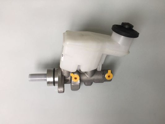 47201-0D060 1PCS OEM 47201-0D060 472010D060 Remmeestercilinder Compatibel met AXP42 Remmeestercilinder Vervang # 47201-0D060 FITS TOYOTA 47201-0E060 Remmeestercilinder Onderaansluiting 2008-2020