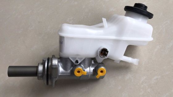 47201-12B20 47201-09680 47201-09331 FITS TOYOTA 47201-12B20 2ZRFE Brake Master Cylinder Subassembly 47201-12B20 Fit FITS TOYOTA Corolla