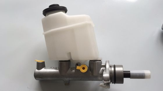 47201-33340 FITS TOYOTA 47201-33340 Onderstel van de remmeestercilinder 2AZFE 3MZFE 2002-2006