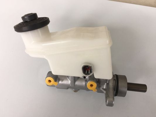 47201-52031 CYLINDER SUB-ASSY BREM MASTERAONE OEM FITS TOYOTA 4720152031 Brake Master Cylinder 47201-52031 Fits Echo / Yaris 1999-2005 1SZ-FE 47201-52061