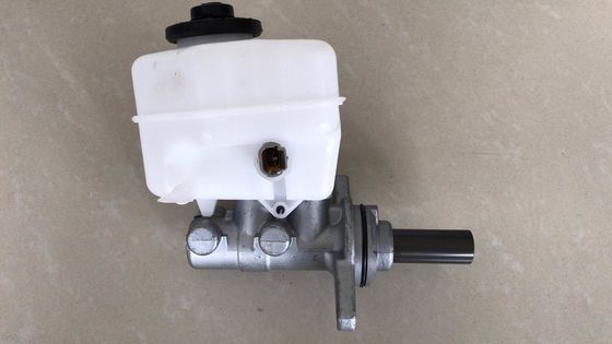 47201-60A30 FITS TOYOTA 4 Runner Land Cruiser Pardo Hilux OEM 47201-60A30 Autoonderdelen Remassemblage Remmeestercilinder Remmeestercilinder TRJ150 GRJ150 LHD 47201-60A31 47201-60A21 47201-60A3