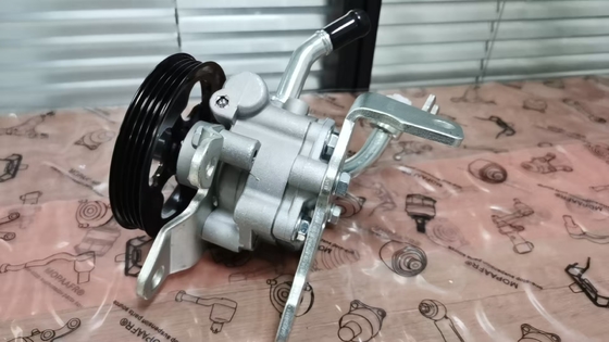 Nissan NP300 Navara stuurkrachtpomp 49110-4KV0A 2014-2017