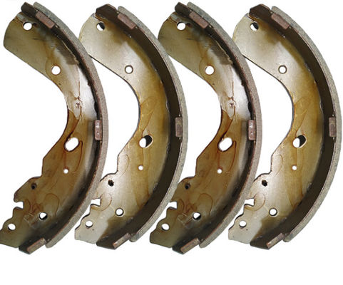 Isuzu D-Max 8-97947-802-0 Mitsubishi L200 Trommelremschoenen 4600A447